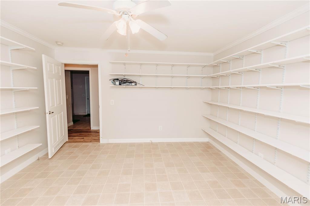 215 E 5th Street Property Photo 53