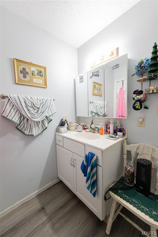 26046049 Property Photo 43