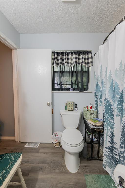 26046049 Property Photo 44