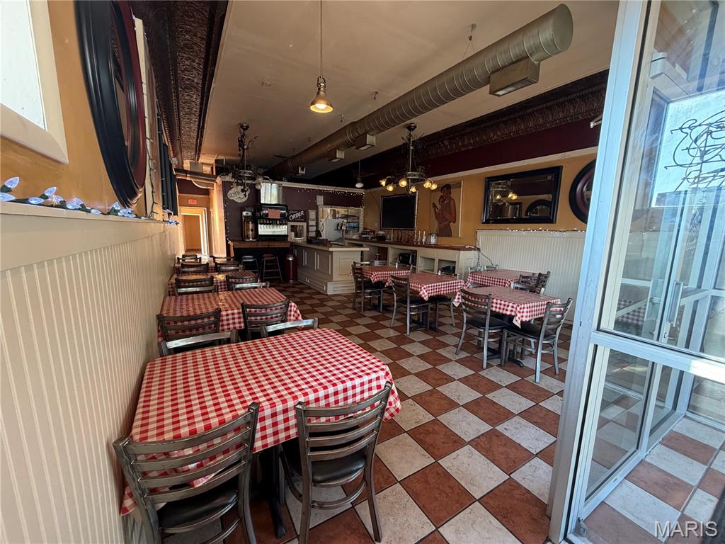 401 Broadway Property Photo 2