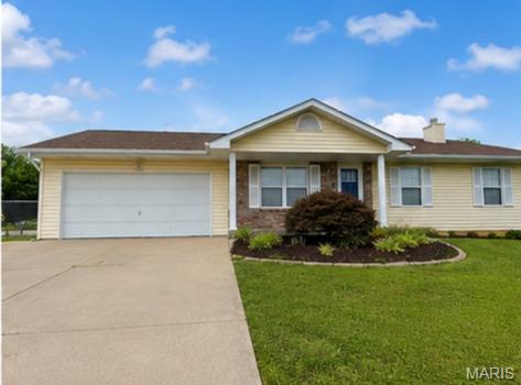 103 Castlewood Drive Property Photo 1