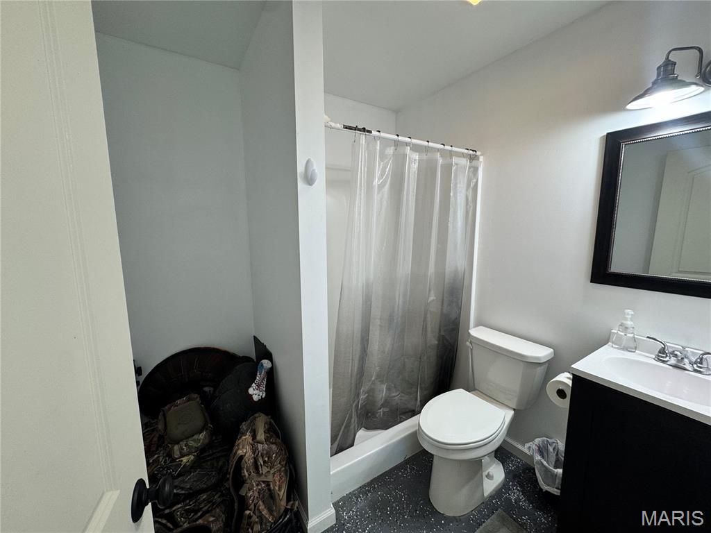 355 County Road Property Photo 22