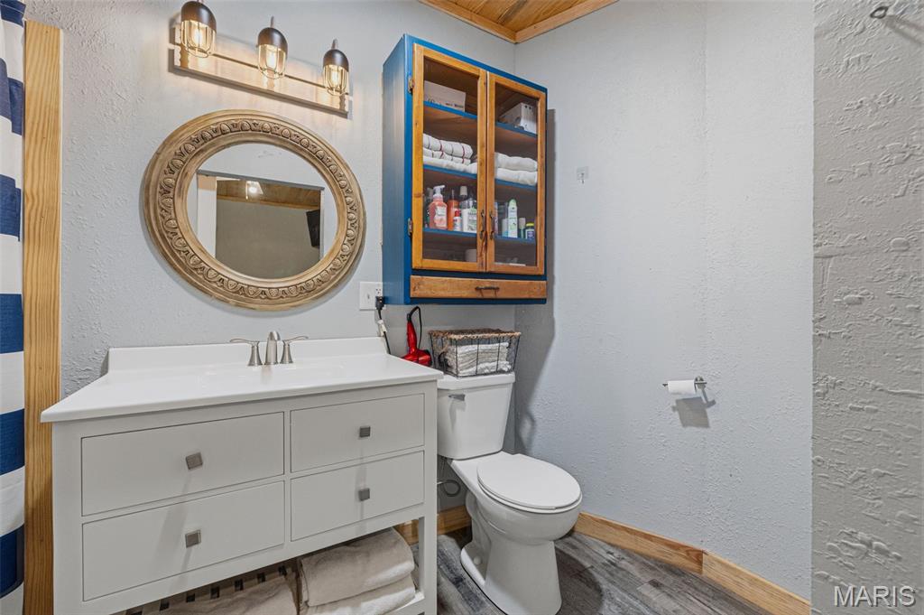 10050 Easton Road Property Photo 17