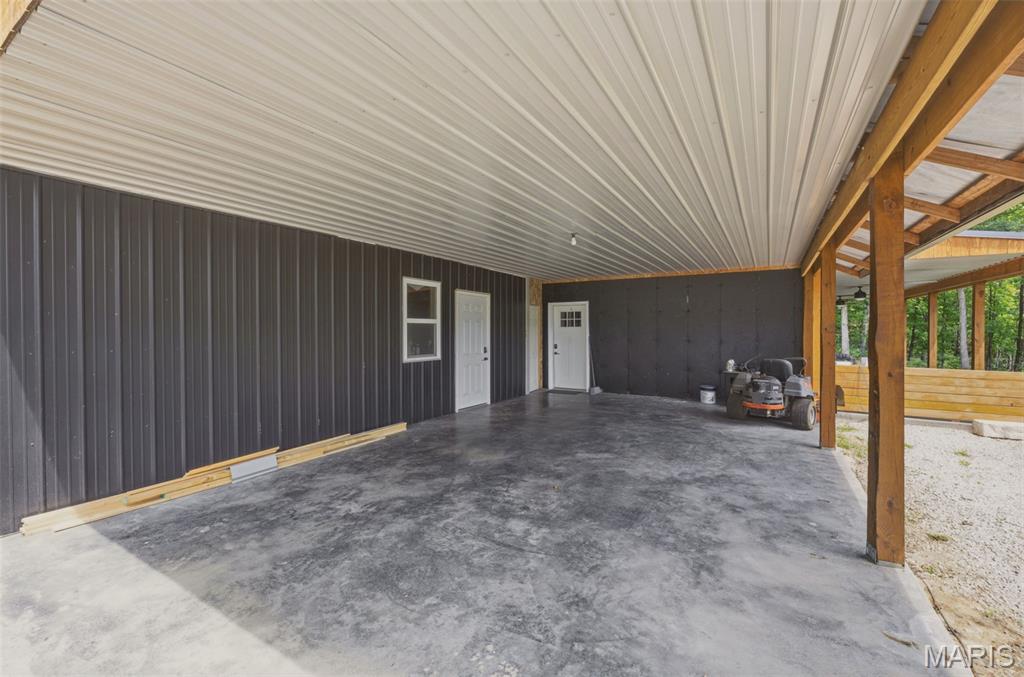 10050 Easton Road Property Photo 33