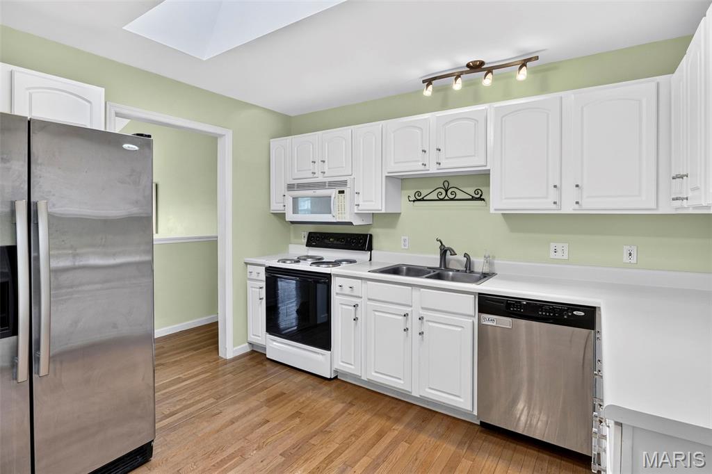 3950 White Rose Lane Property Photo 12