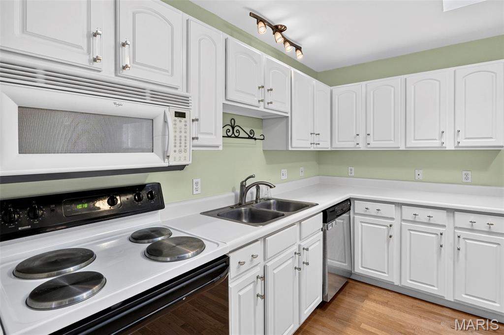 3950 White Rose Lane Property Photo 28