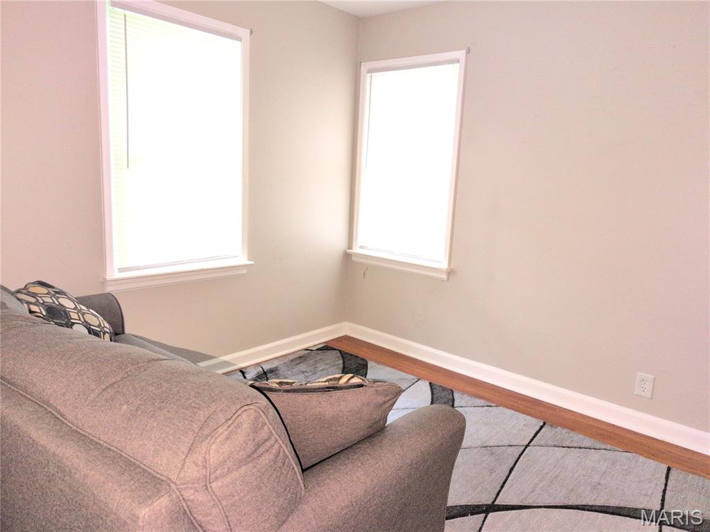 10135 Jepson Drive Property Photo 9