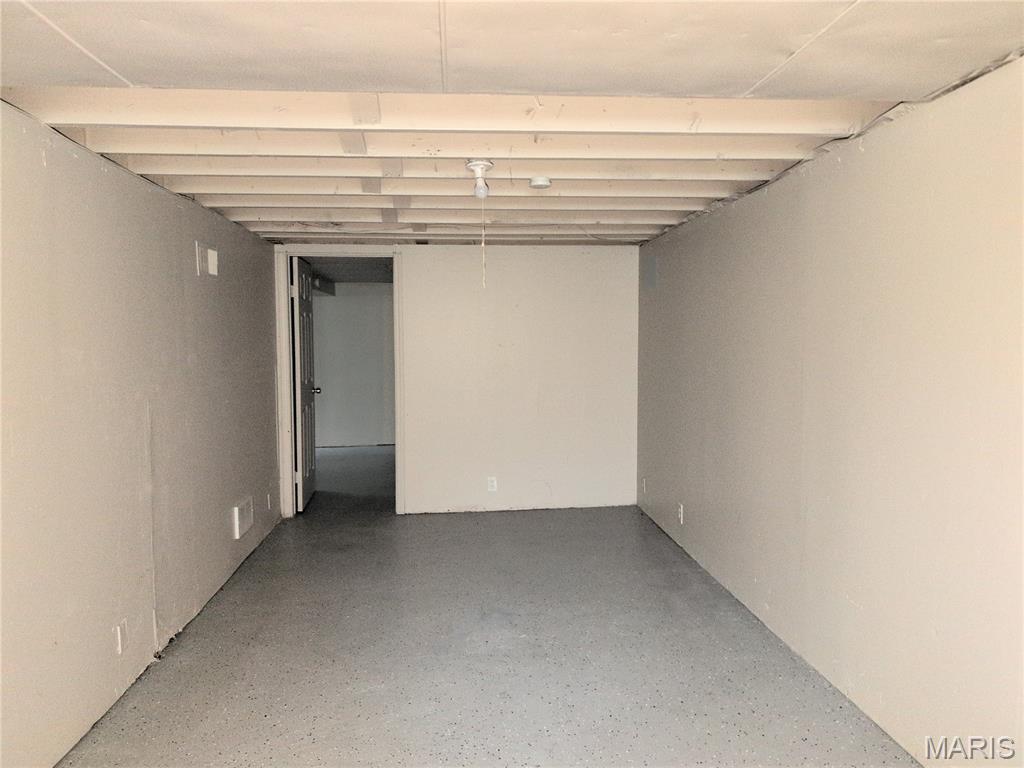 10135 Jepson Drive Property Photo 13