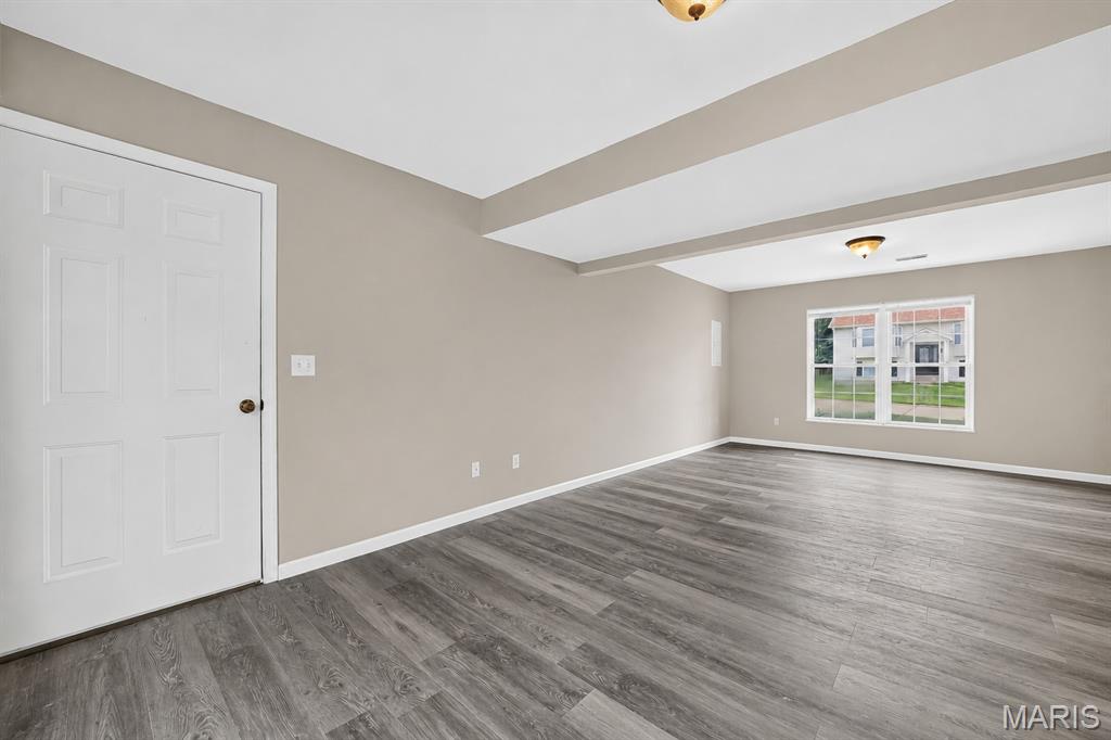 1040 Wrigley Circle Property Photo 14