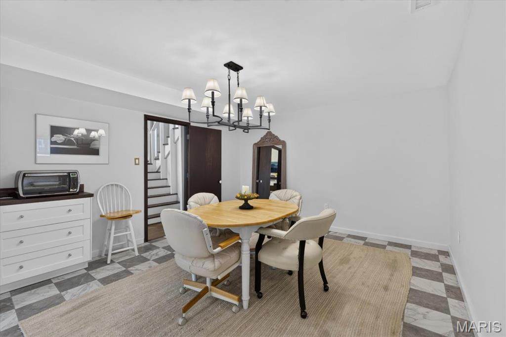 3661 S Lakeshore Drive Property Photo 16