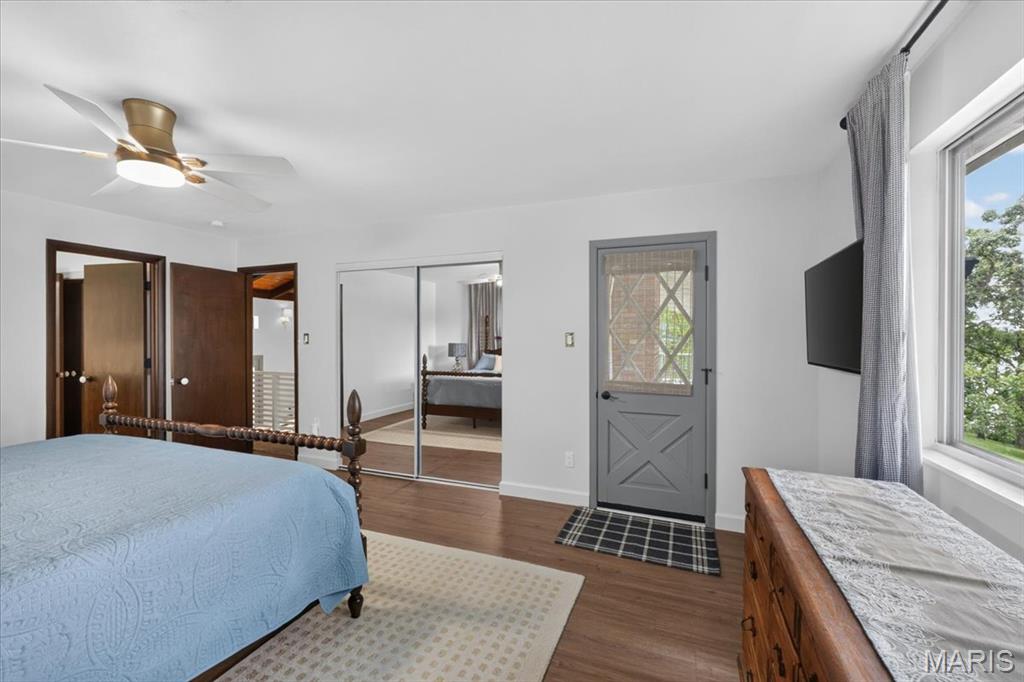 3661 S Lakeshore Drive Property Photo 23