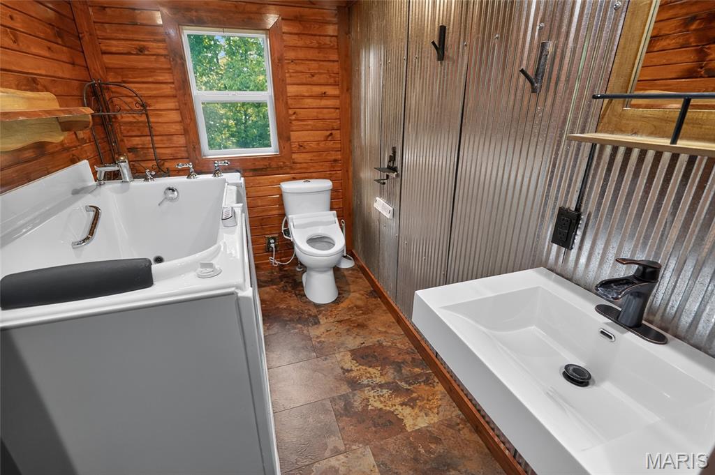 2268 Madison 244 Property Photo 47