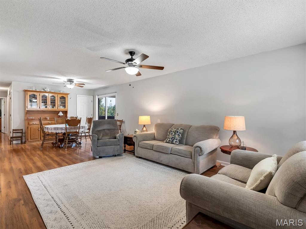 105 Wenona Drive Property Photo 3