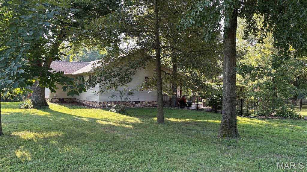 23036 Carlyle Road Property Photo 11