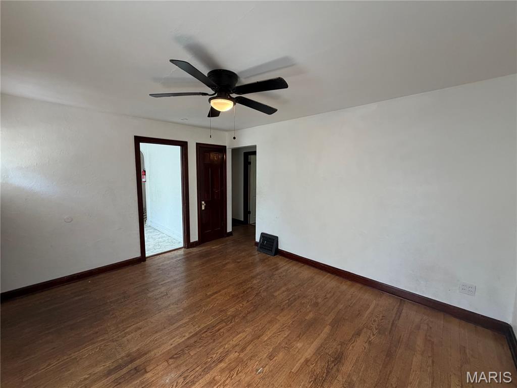 7141 Greenhaven Drive Property Photo 3