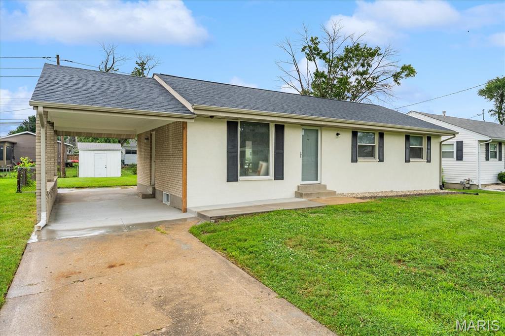 212 Briarwood Drive Property Photo 1
