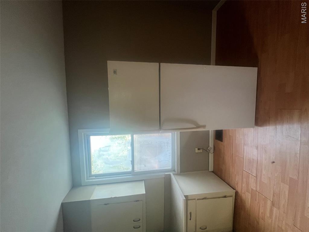 106 S Cherry Street Property Photo 16