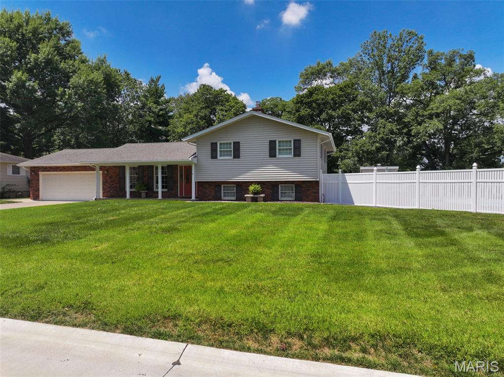 5 Brookdale Drive
