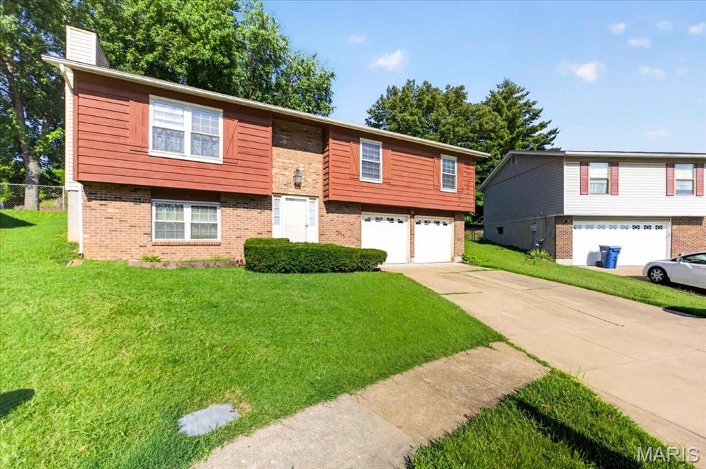 8543 Maylor Drive Property Photo 4