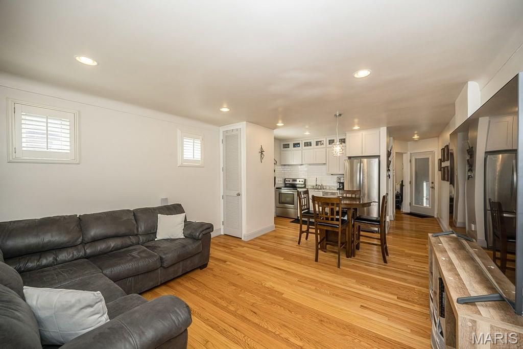 6742 Dolan Place Property Photo 6