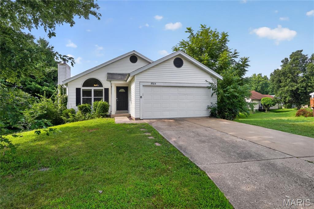 5304 Bay Wind Court Property Photo 2
