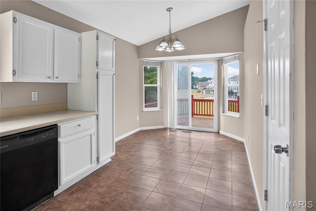 5304 Bay Wind Court Property Photo 10