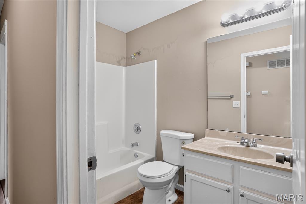 5304 Bay Wind Court Property Photo 15