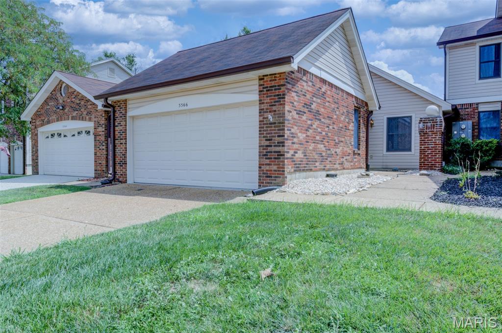 5566 Pierre Court Property Photo 1