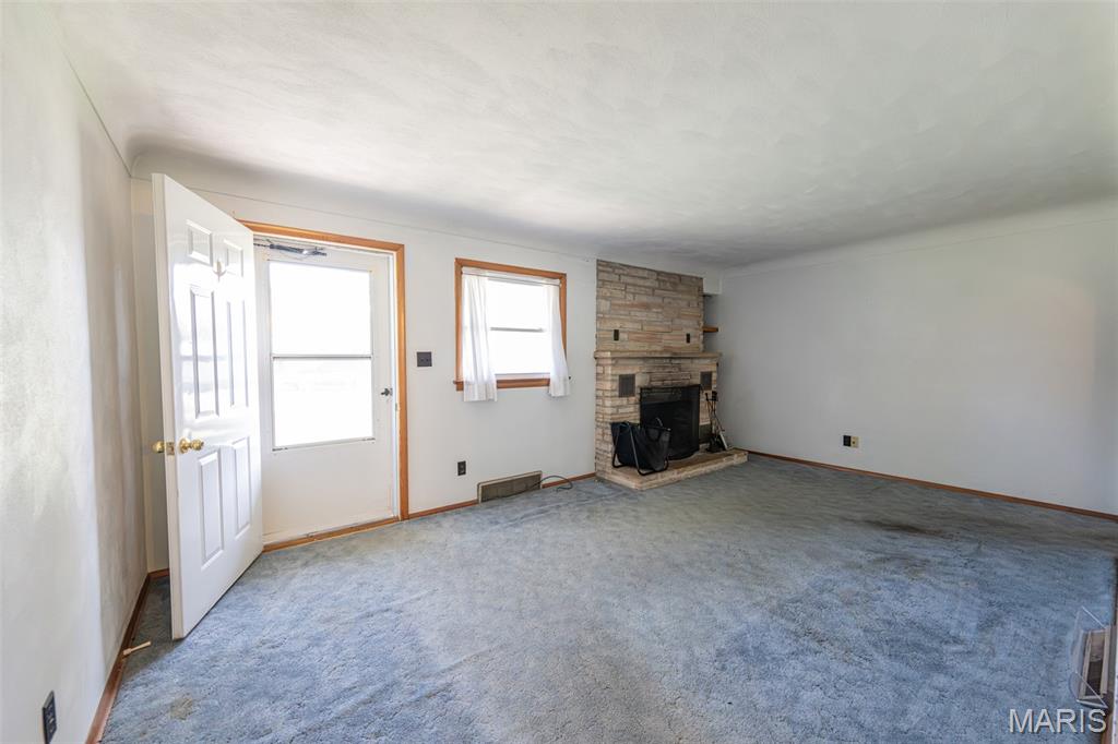 609 Elm Avenue Property Photo 10