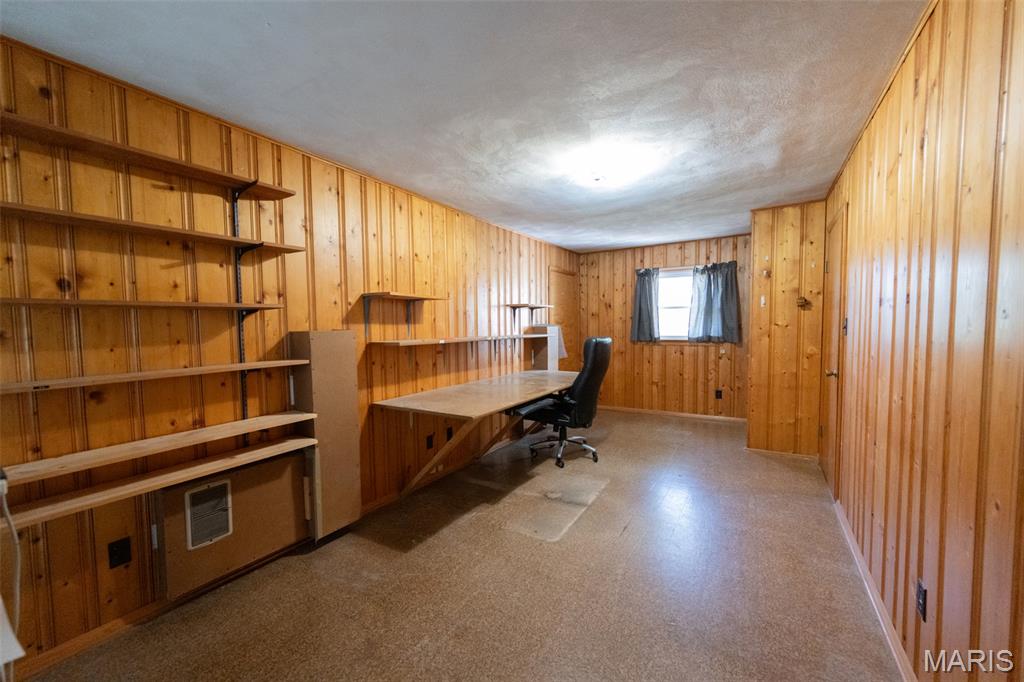 609 Elm Avenue Property Photo 25