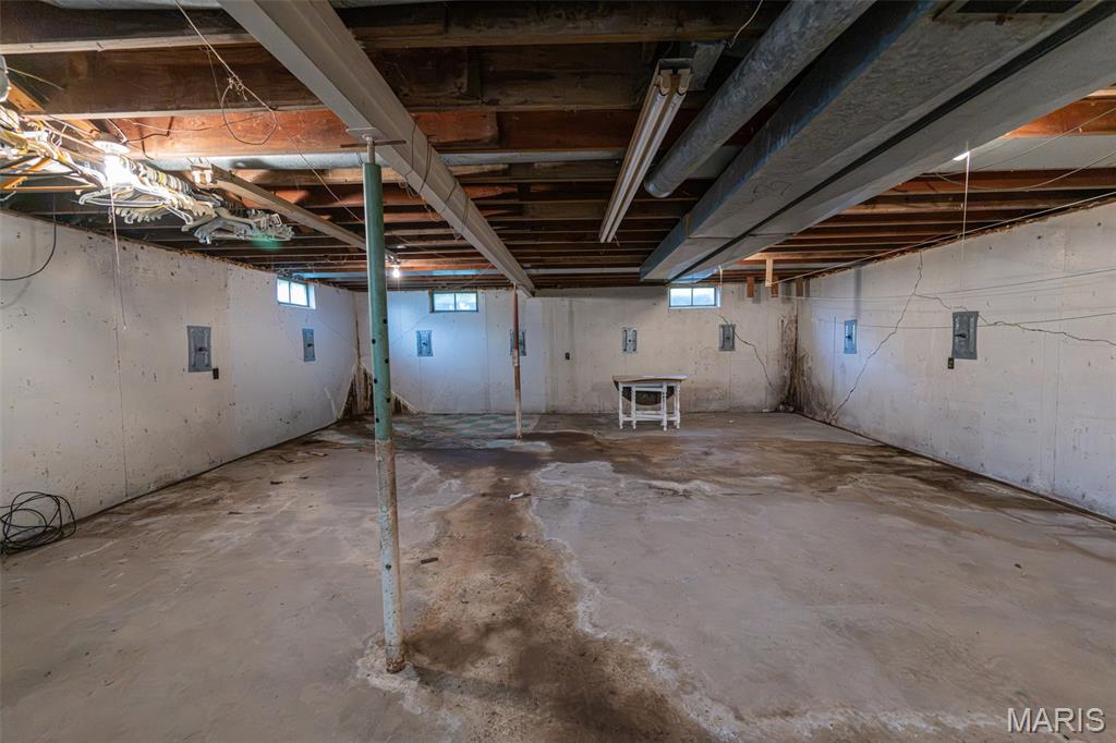 609 Elm Avenue Property Photo 29