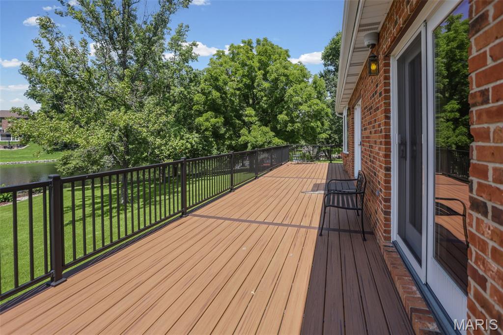 369 E Lake Drive Property Photo 14
