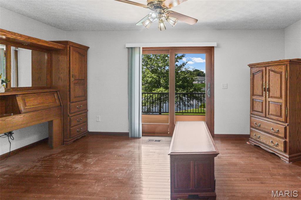 369 E Lake Drive Property Photo 18