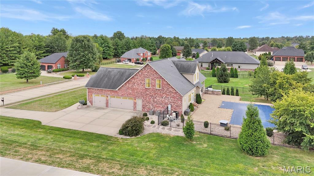 105 Locksley Court Property Photo 4