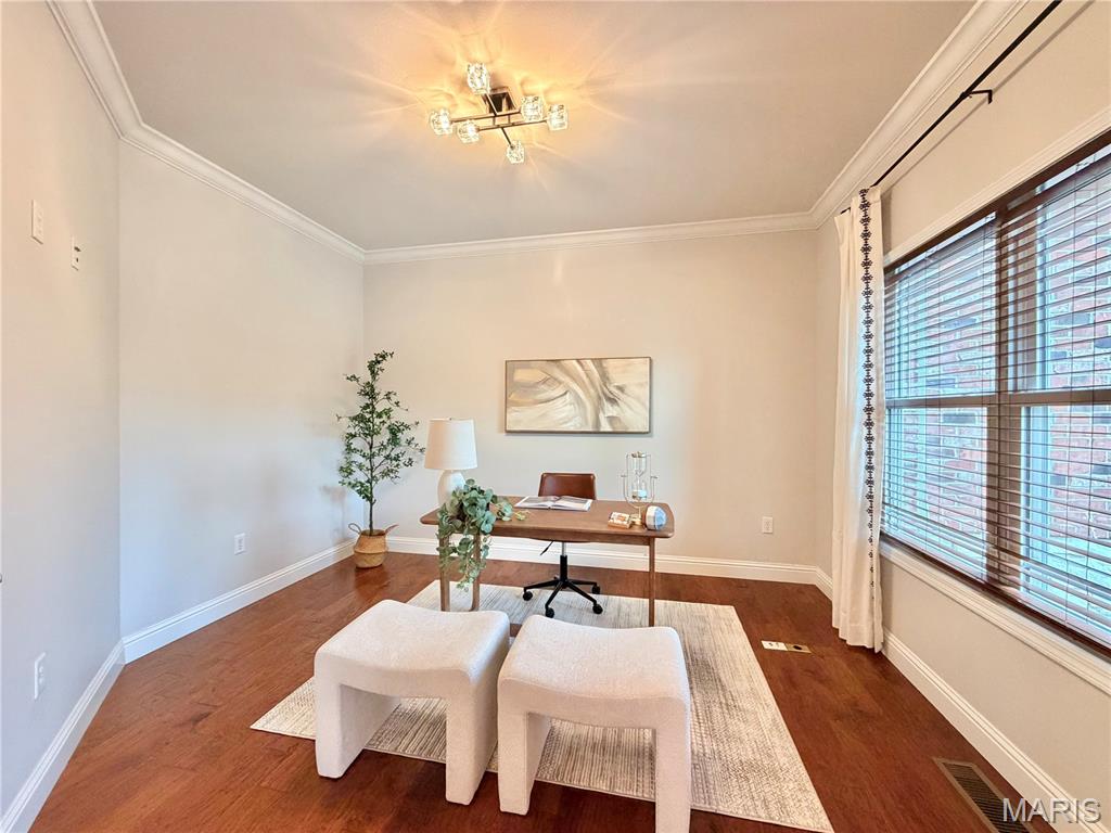 105 Locksley Court Property Photo 6