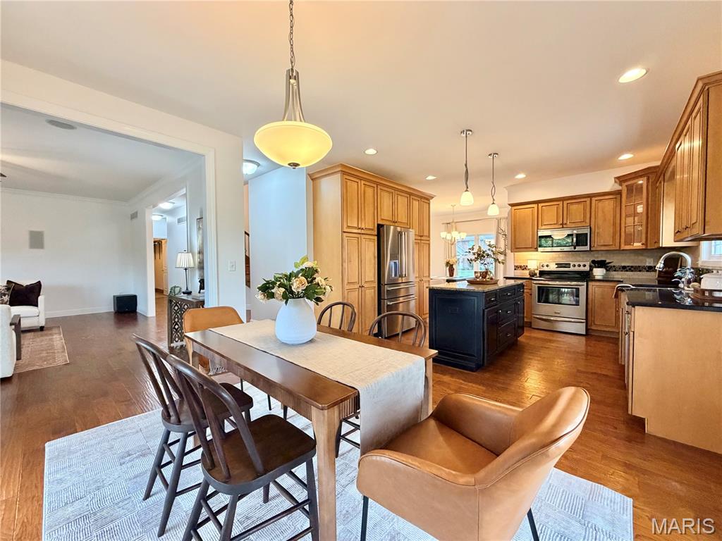 105 Locksley Court Property Photo 15