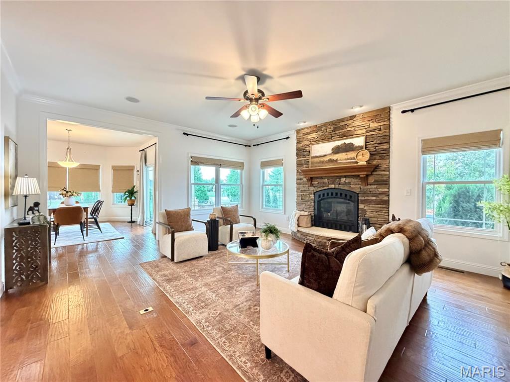 105 Locksley Court Property Photo 16