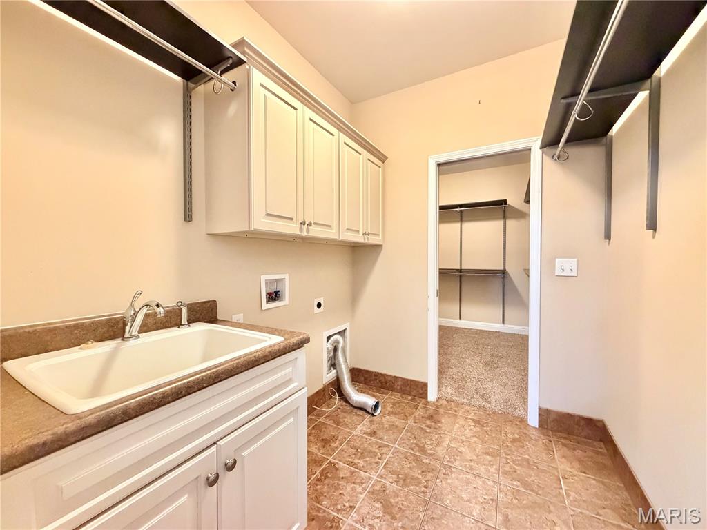 105 Locksley Court Property Photo 28