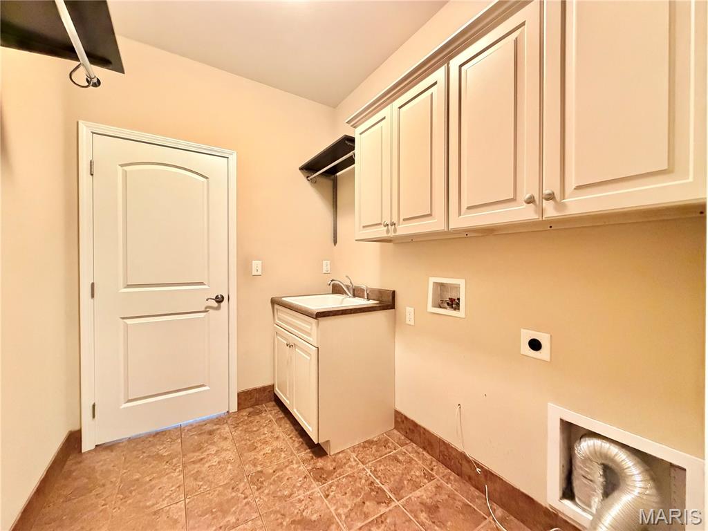 105 Locksley Court Property Photo 29