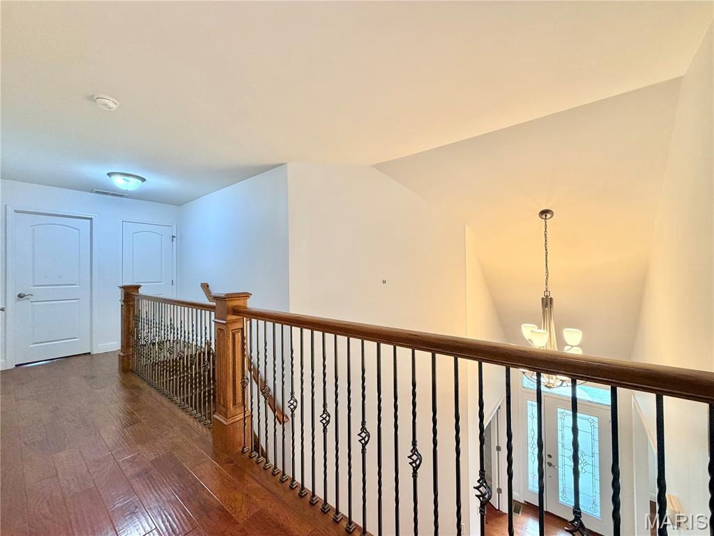 105 Locksley Court Property Photo 31