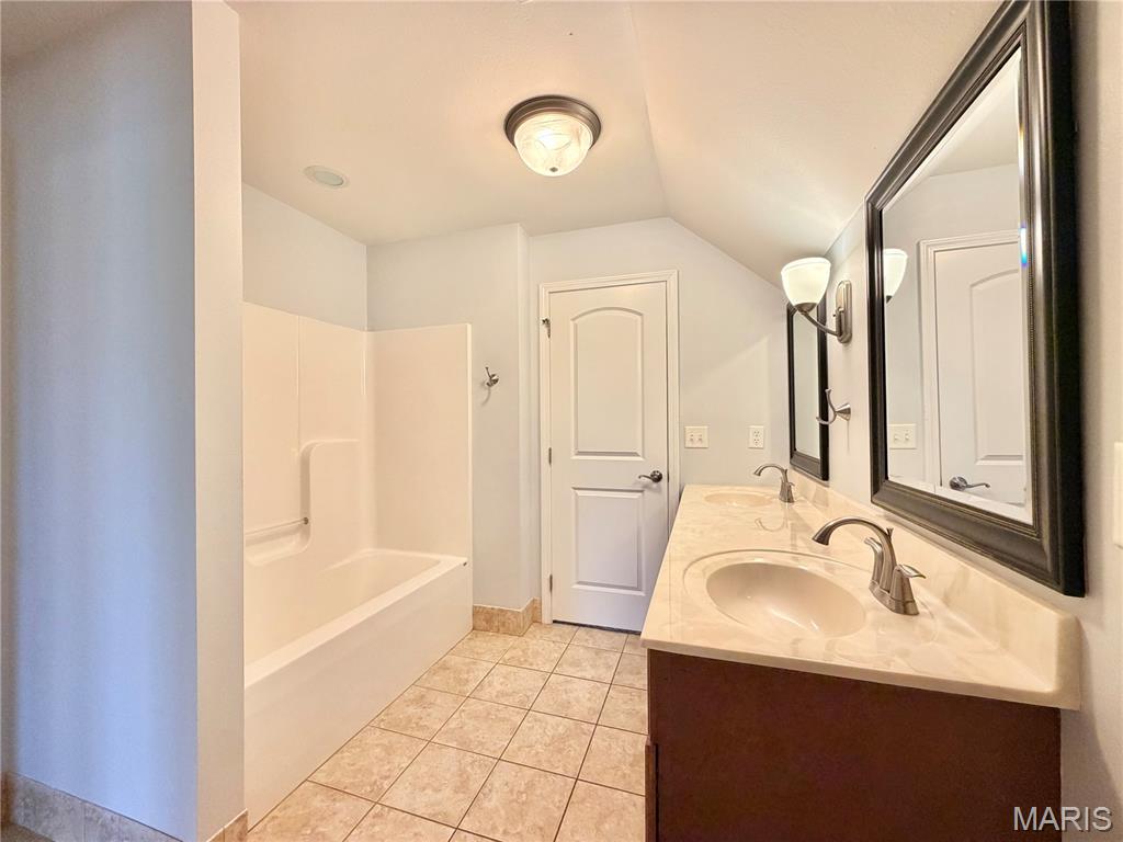 105 Locksley Court Property Photo 34