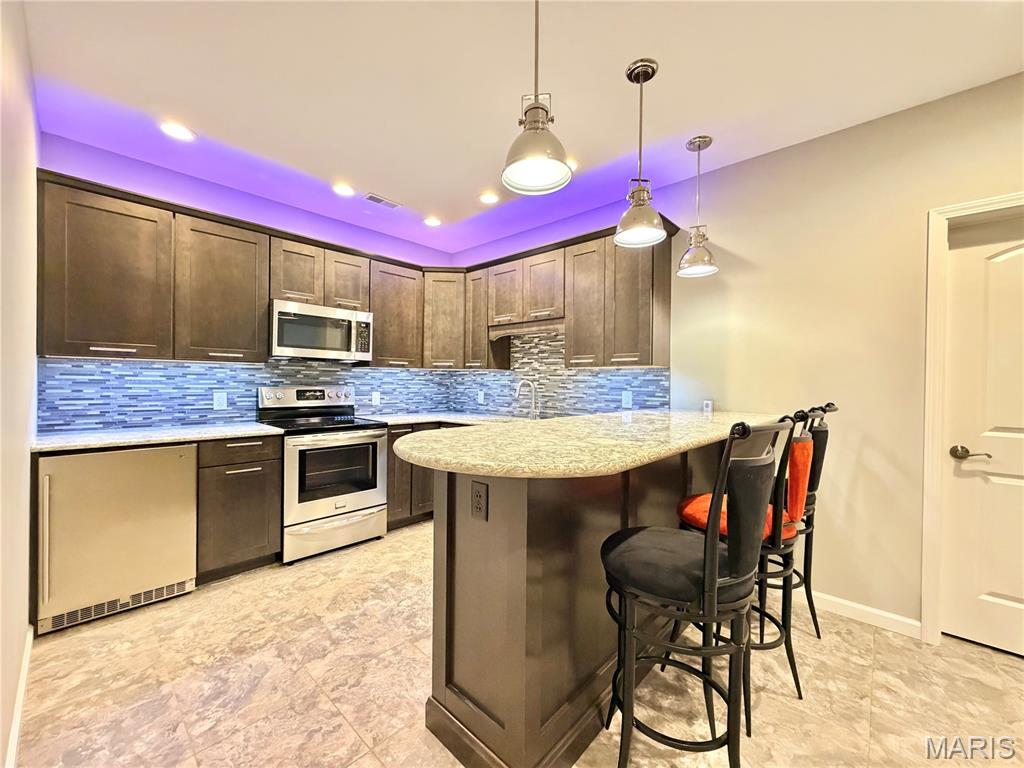 105 Locksley Court Property Photo 44