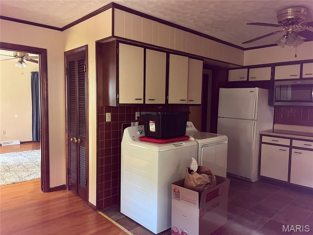 213 North Main Street Property Photo 24