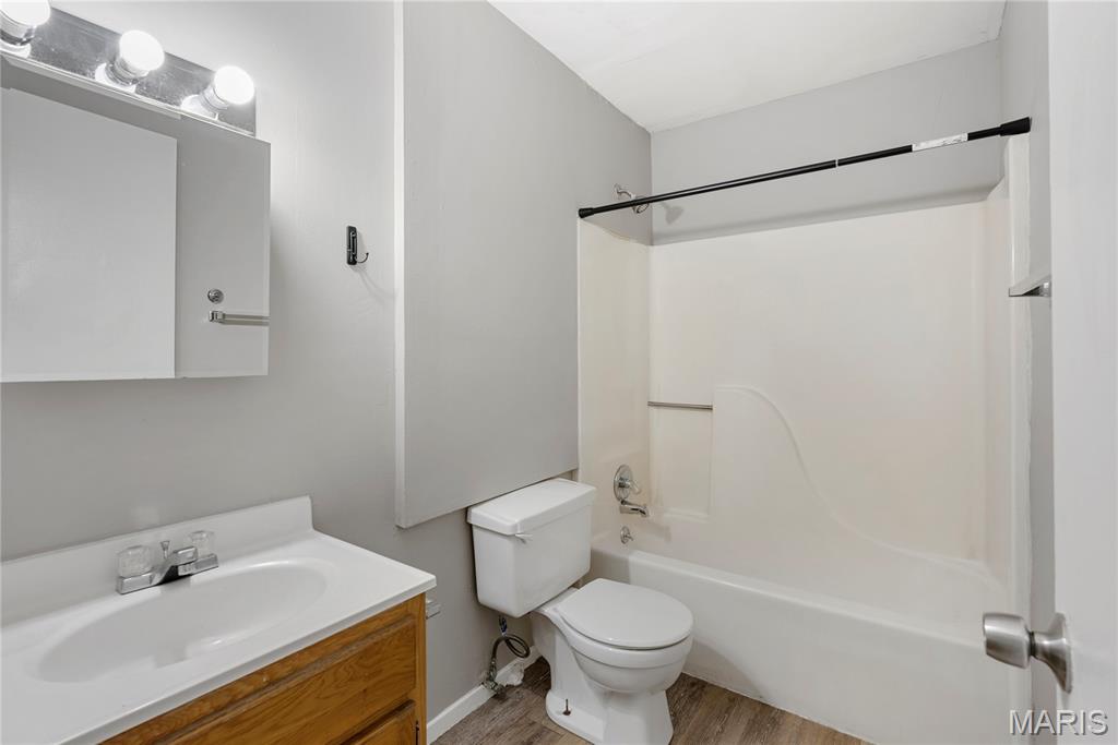 560 E Cherry Street Property Photo 26