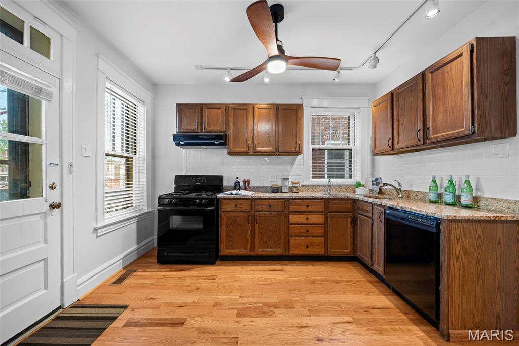 6427 Clayton Road Property Photo 9