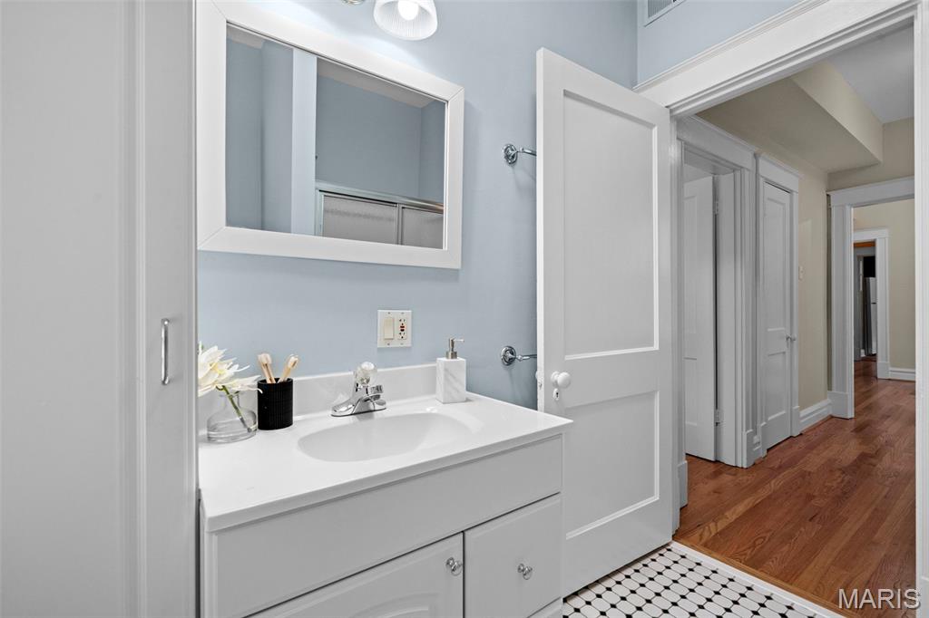 6427 Clayton Road Property Photo 19