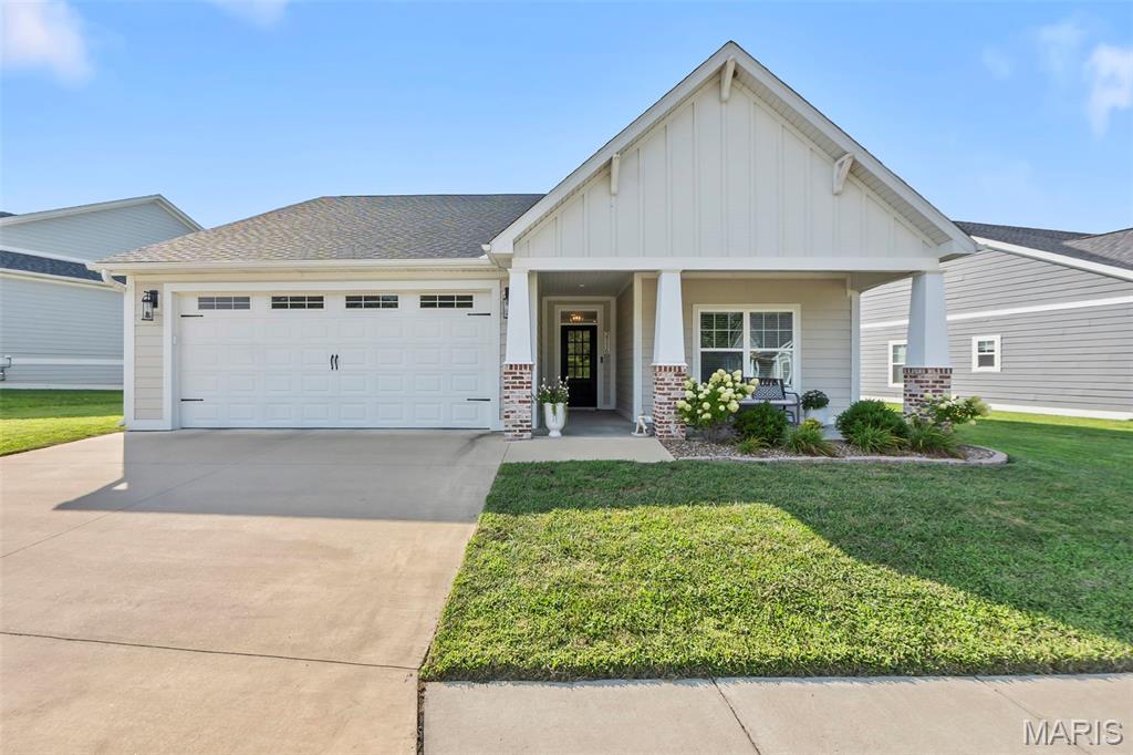2116 Esker Trail