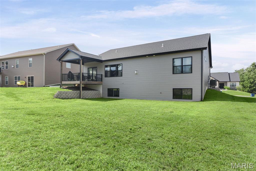 165 Stonebridge Bluff Drive Property Photo 8