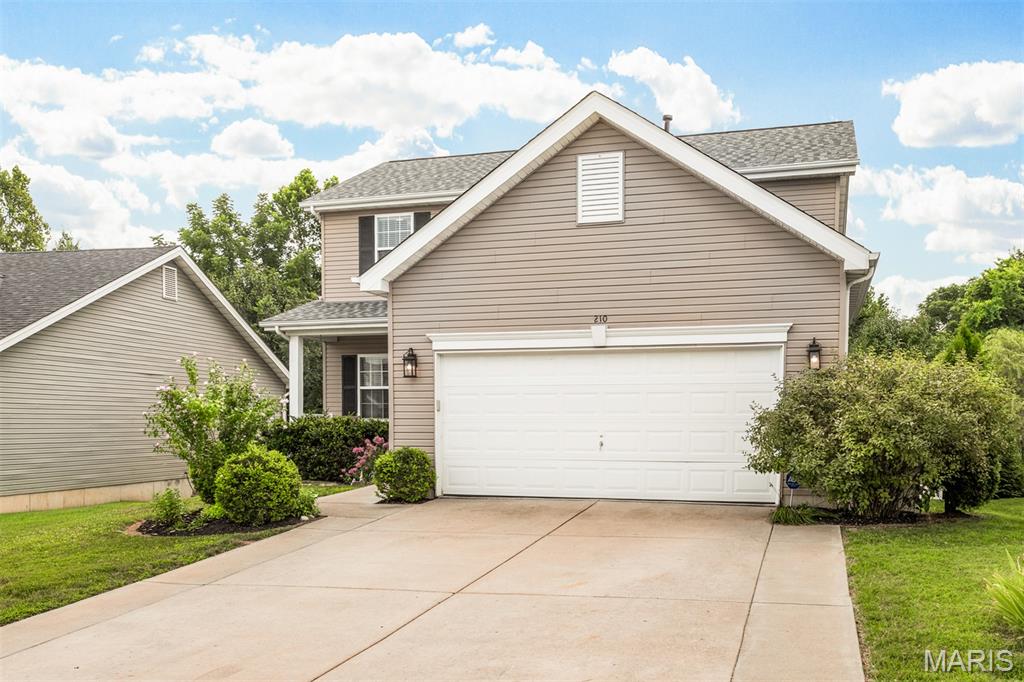 210 Flint Brook Drive Property Photo 2