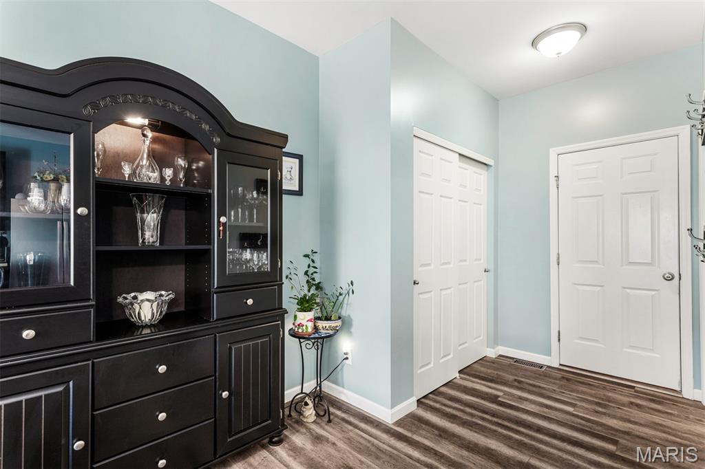 210 Flint Brook Drive Property Photo 18